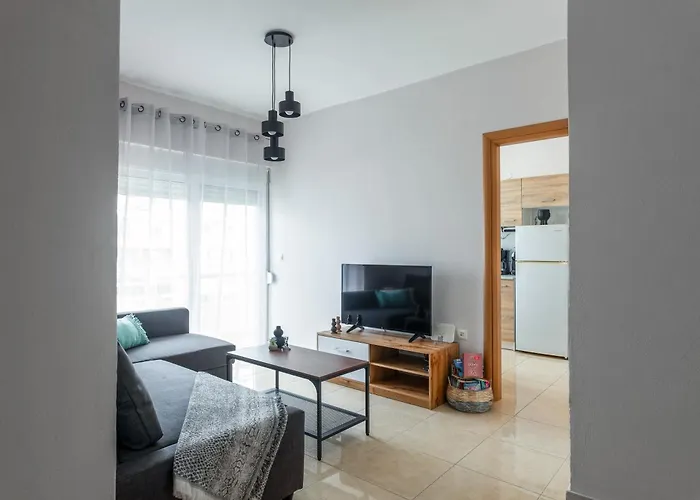 M&k House Rhodes City